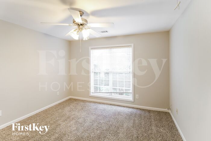 Building Photo - 836 Crystal Meadow Dr