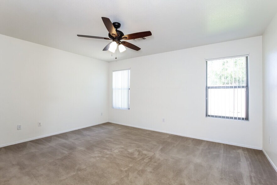 Building Photo - 3108 W Lucia Dr
