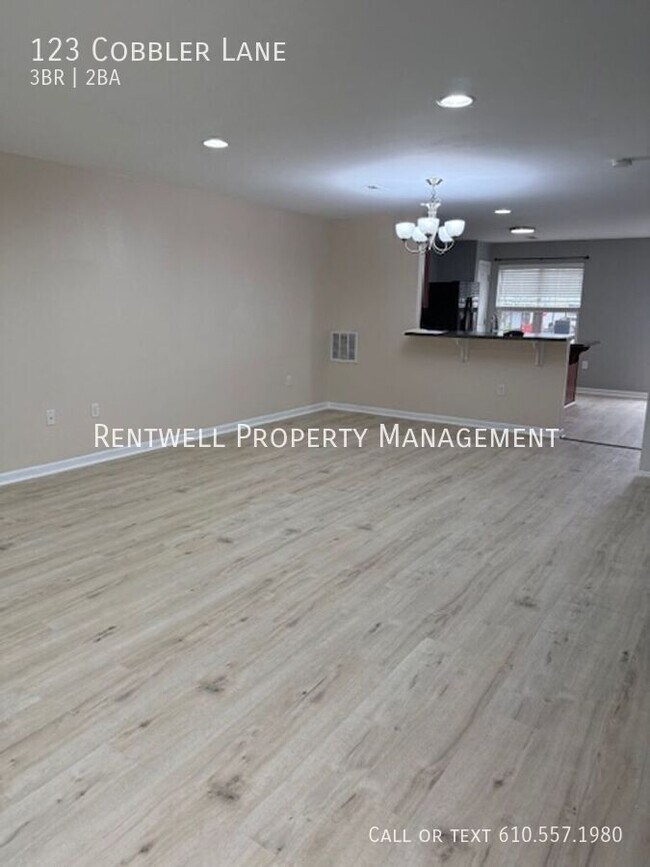 Building Photo - 123 Cobbler Ln