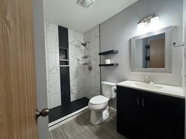 Building Photo - ***303 Southland Street***