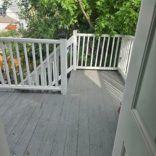 Building Photo - 1443 W 85th St