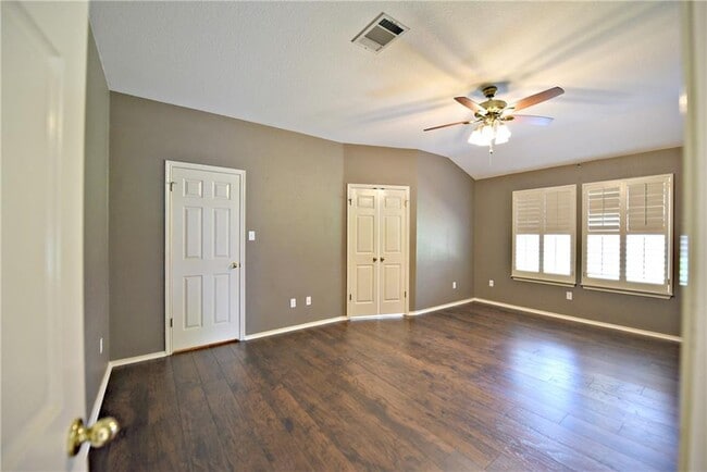Building Photo - 3500 Kissman Dr