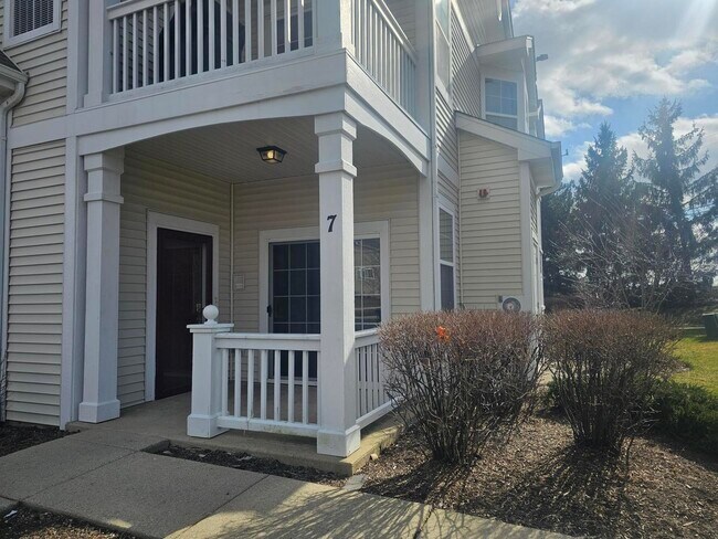 Primary Photo - 2305 Aurora Dr