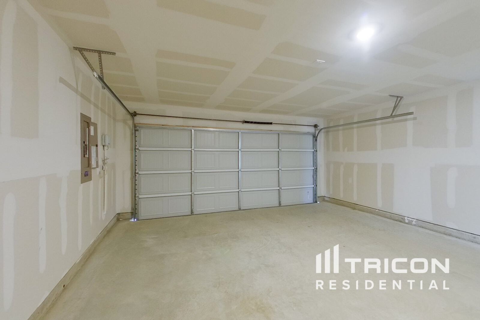 Building Photo - 807 Ginkgo Wy