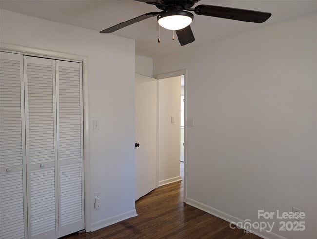 Building Photo - 20114 Washam St