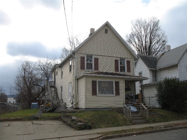 Building Photo - 32 Amsbry St
