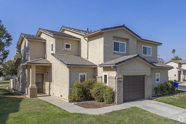 Building Photo - Constellation Park - Military Housing