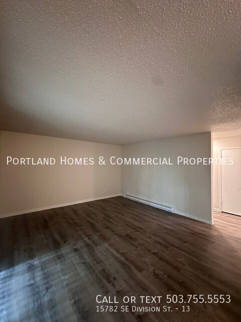 Building Photo - 15782 SE Division St