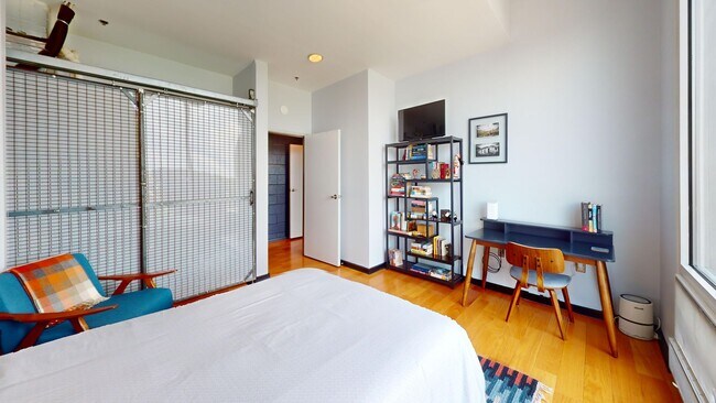 Building Photo - Stunning Penthouse Two Bedroom W/Private B...