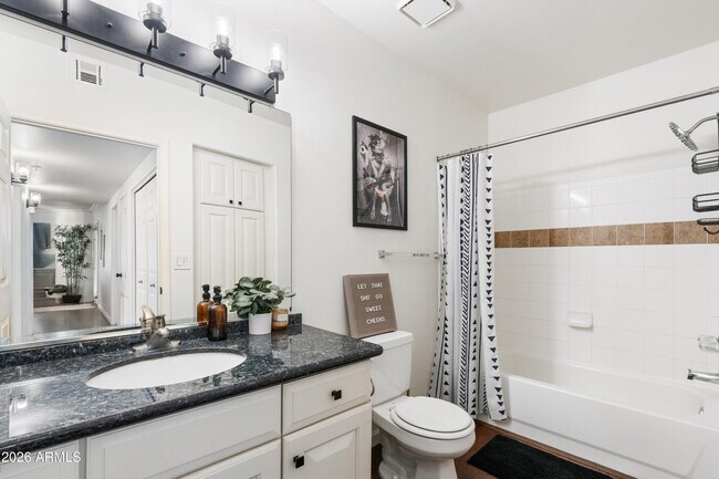 Building Photo - 7575 E Indian Bend Rd