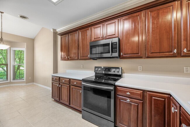Building Photo - Beautiful 3 bedroom condo in Farragut!