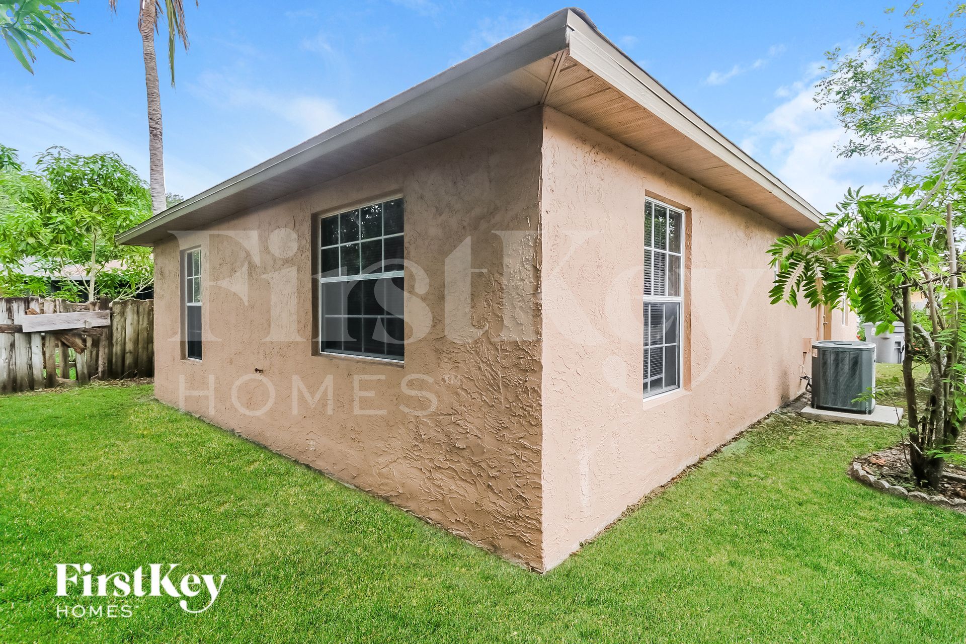 Building Photo - 5709 Boynton Crescent