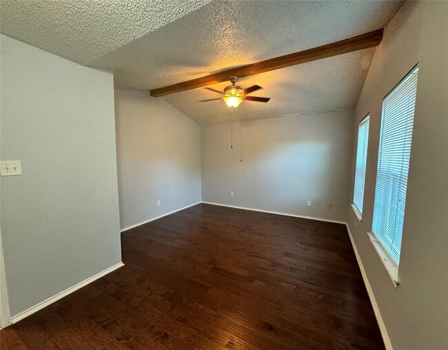 Building Photo - 3303 Sweetgum Trce