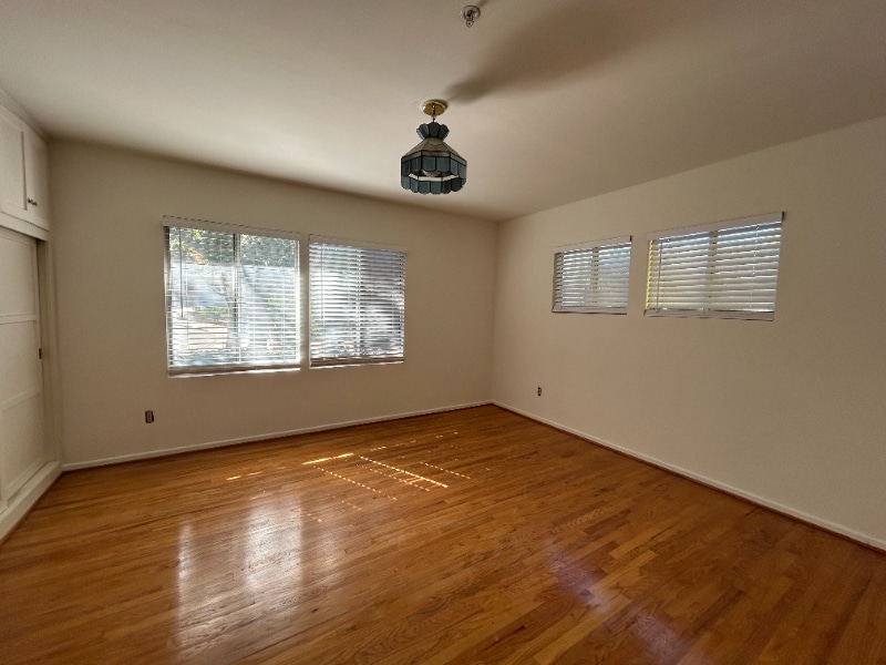 Building Photo - 3305 Jurich Pl