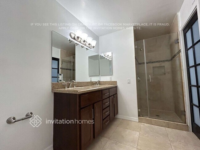 Building Photo - 6828 Nevada Ave