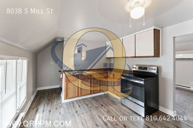 Building Photo - 803B S Mill St-