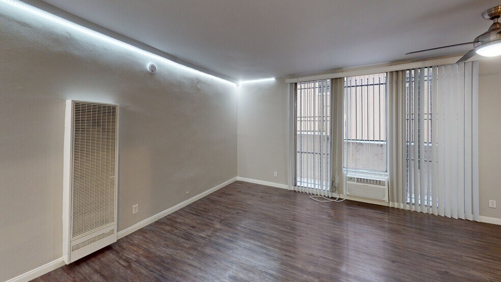 Primary Photo - St Andrews Place