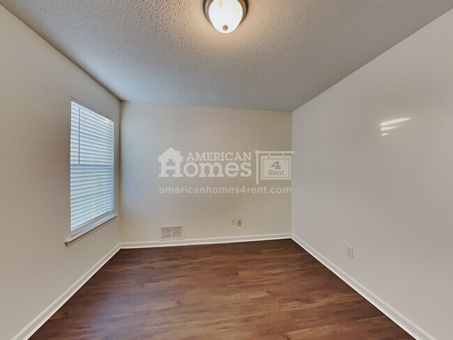 Building Photo - 6778 Whitten View Lane