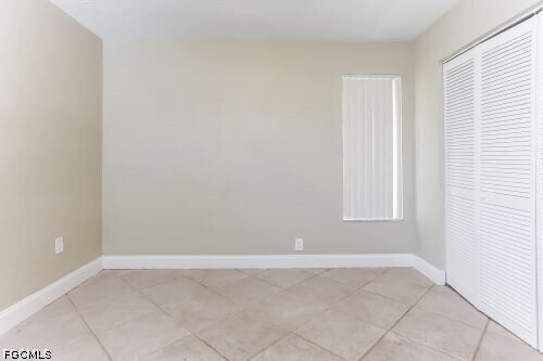 Building Photo - 1150 SW 25th Ave