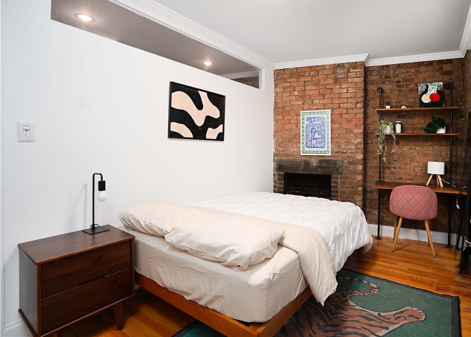 Building Photo - 5 Avenue A