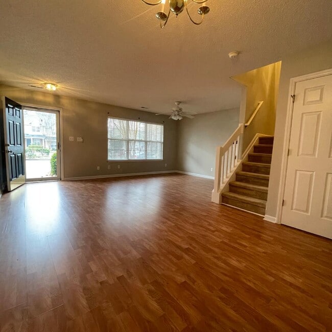 Building Photo - 24 Sidney Marie Ct