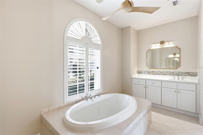 Building Photo - 110 Curry Rise Ct