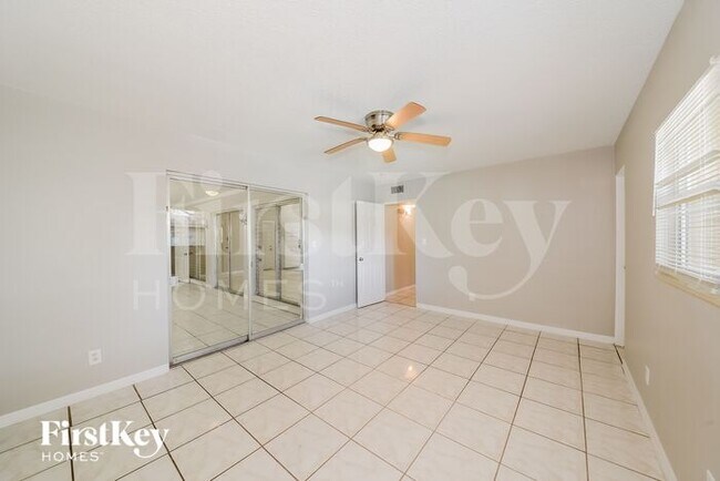 Building Photo - 6007 Dartmouth Dr
