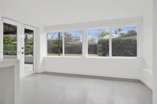 Building Photo - 7030 SW 58th St