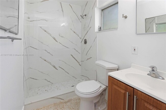 Building Photo - 39 SE 13th Terrace