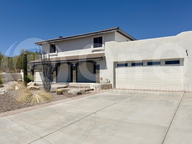 Primary Photo - 3700 N San Sebastián Dr