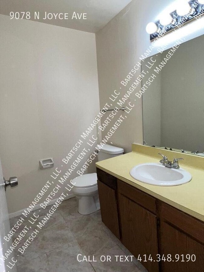 Building Photo - 9078 N Joyce Ave