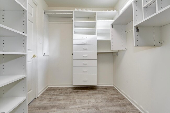 Building Photo - 113 Lighthouse Ln