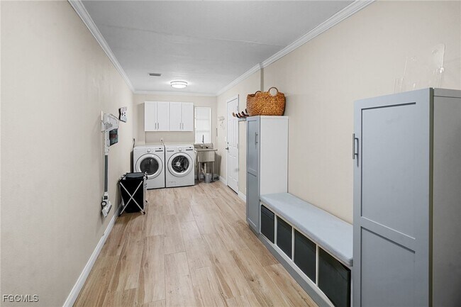 Building Photo - 16686 Bobcat Dr