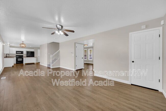 Building Photo - 25 E 2250 N