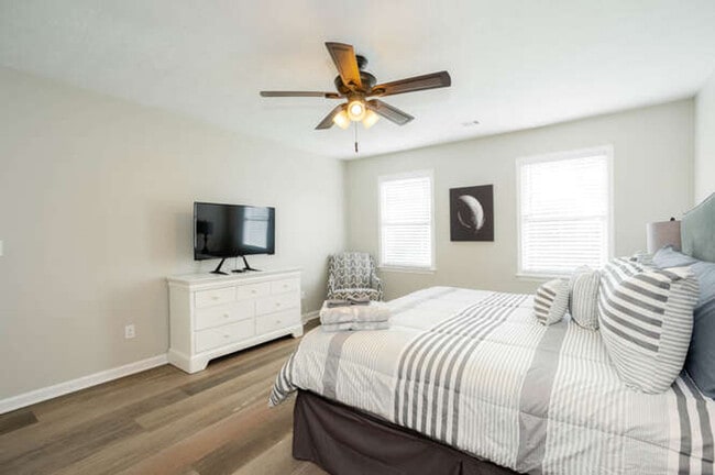 Building Photo - 1060 Washington Ave