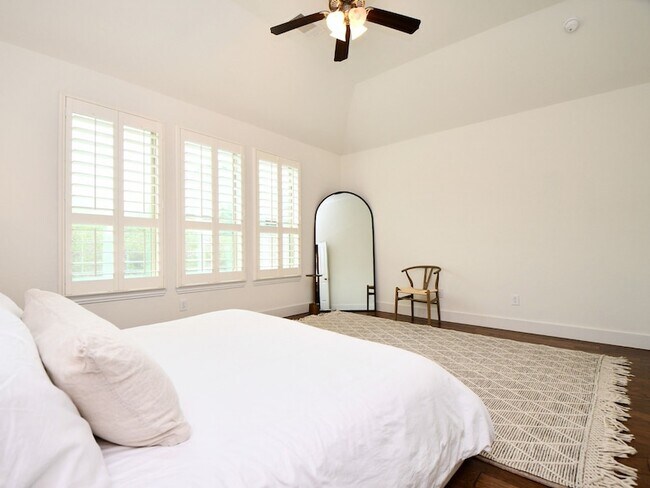 Building Photo - 4523 Juniper Ridge Ln