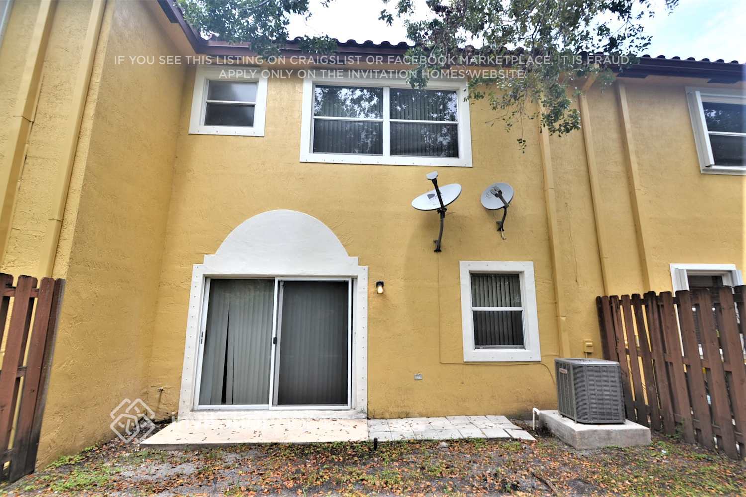 Building Photo - 12768 SW 49th Ct