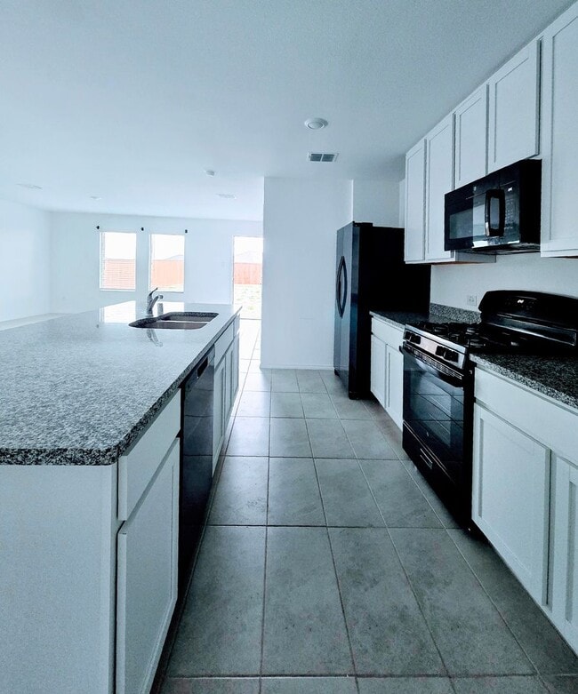 Building Photo - 2828 Eppright Dr