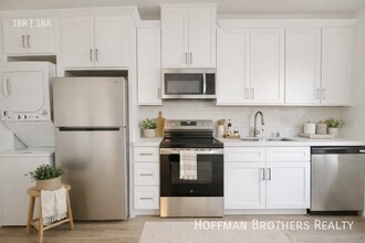 Building Photo - 4888 Lexington Ave