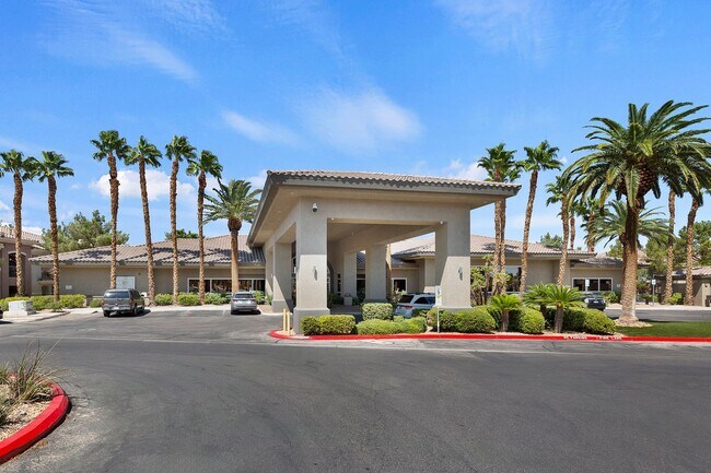 Building Photo - *VERY NICE CONDO IN GATED COMMUNITY !