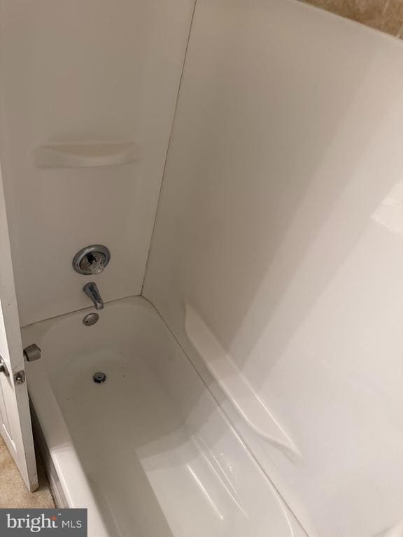 Building Photo - 658 Tara Dr