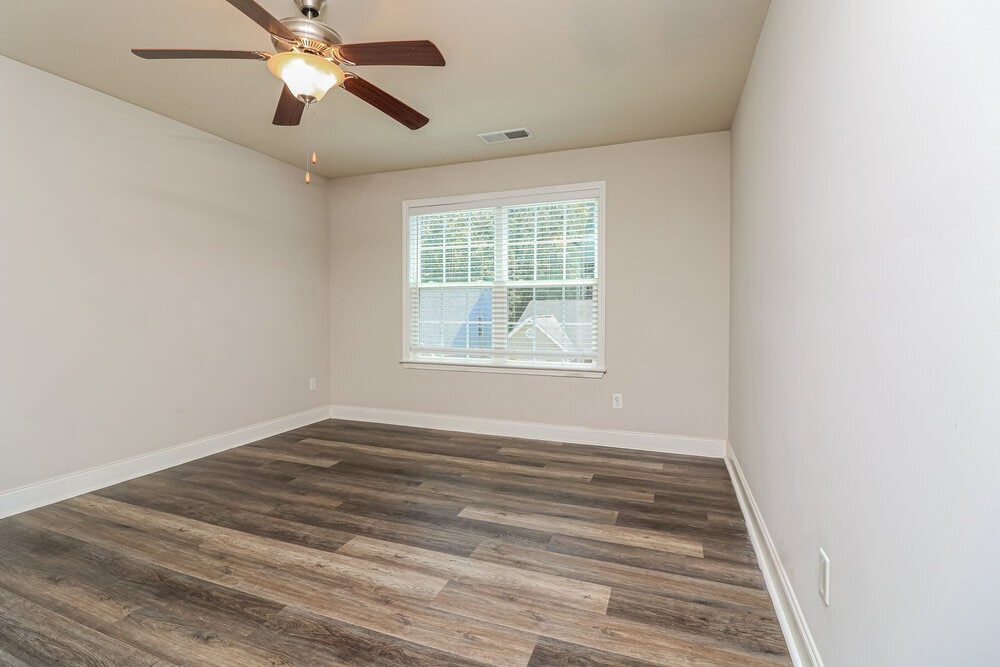 Building Photo - 77 Rosemont Ct
