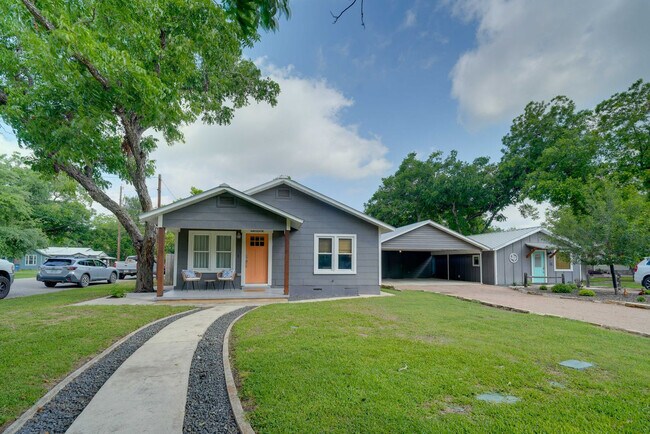 Building Photo - 2288 Gruene Rd