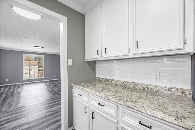 Building Photo - 502 Frawley St