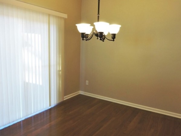 Building Photo - 103 Surlington Dr