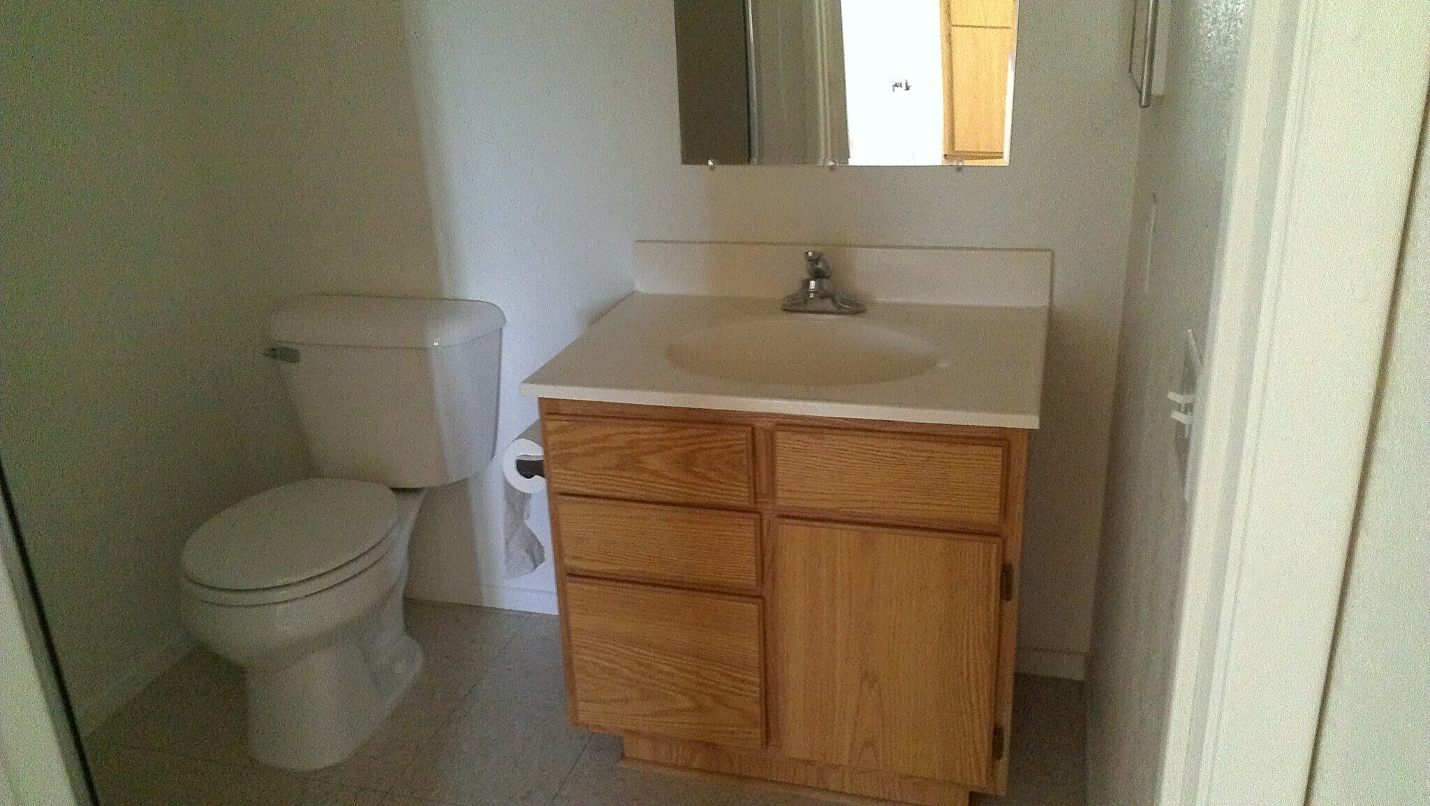 2nd Bath w/ shower - 2692 W Williams St