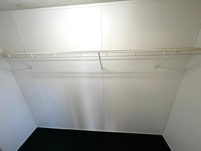 Building Photo - Location & Convenient! It Starts Here!