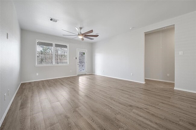 Building Photo - 9295 Inland Leather Ln