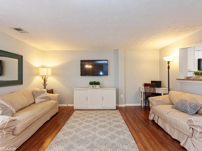 Building Photo - 9504 Quarry Bridge Ct