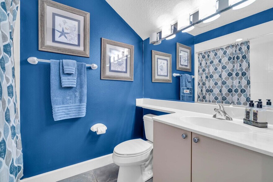 Building Photo - 5204 Bouchard Cir